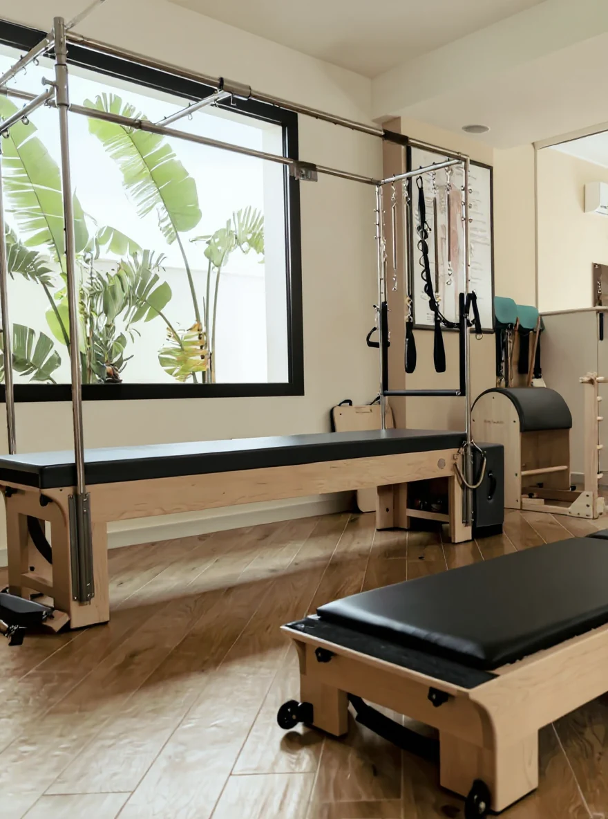 Gli ambienti luminosi di Core Pilates a Barletta, con Reformer e Cadillac